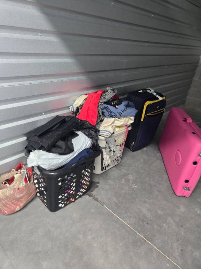 10 x 15 storage unit in Glendale, AZ