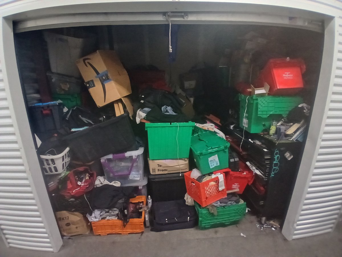 10 x 10 storage unit in San Jose, CA