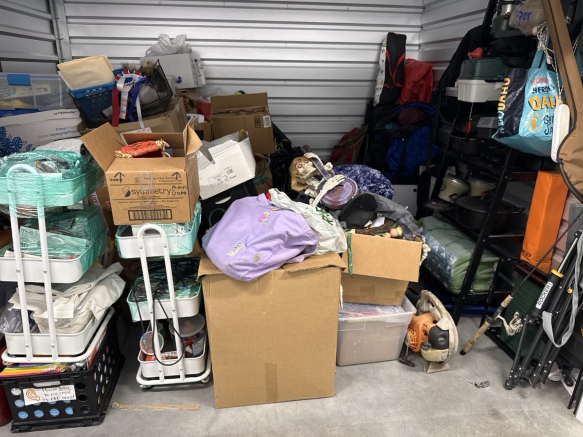 30 x 10 storage unit in Midlothian, TX