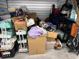 30 x 10 storage unit in Midlothian, TX