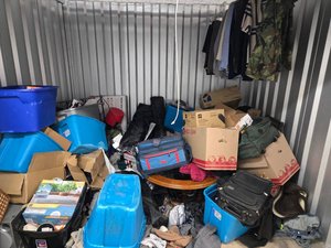 10 x 10 storage unit in Columbus, OH