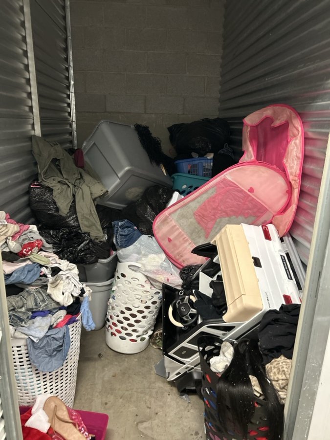 5 x 10 storage unit in Arlington, TX