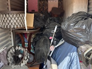 5 x 10 storage unit in Arlington, TX