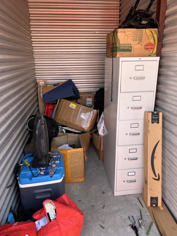 5 x 10 storage unit in Arlington, TX