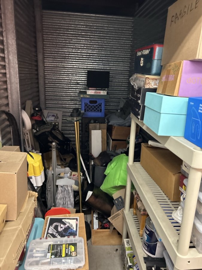 5 x 10 storage unit in Pantego, TX
