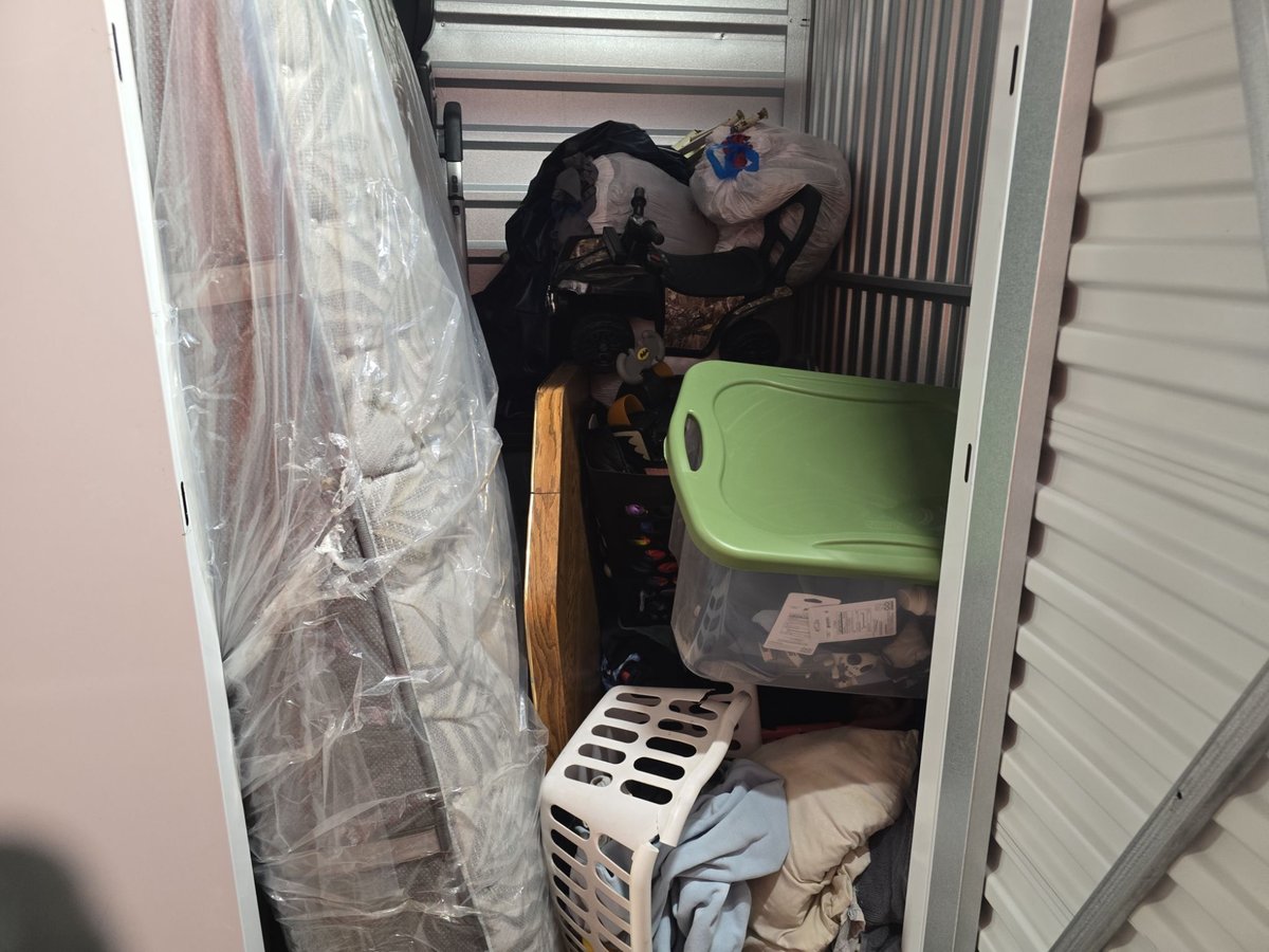 5 x 5 storage unit in Fort Wright, KY