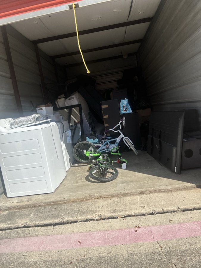 10 x 20 storage unit in Fort Worth, TX