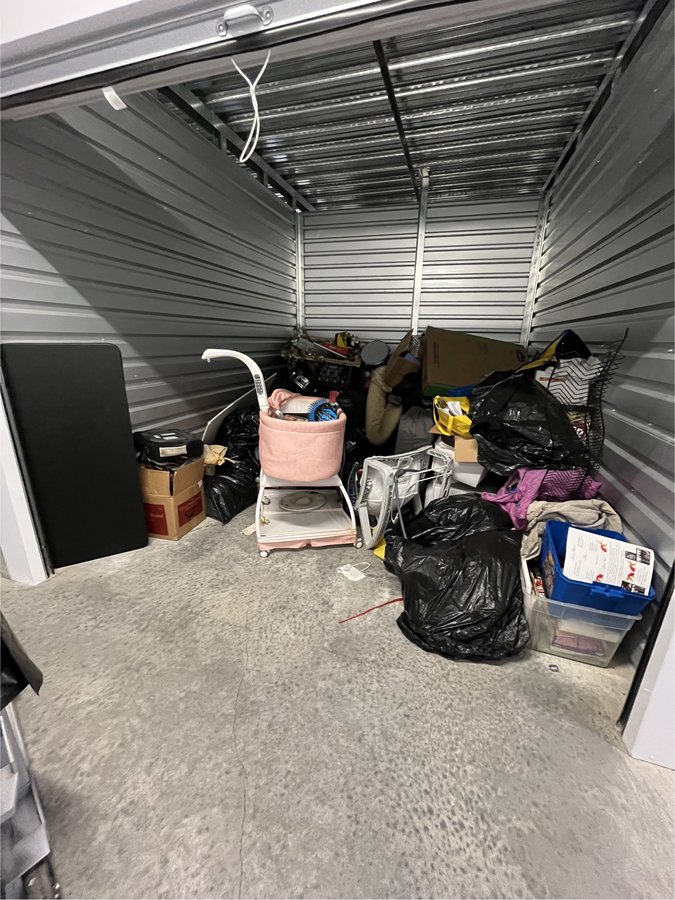 10 x 12 storage unit in Seattle, WA