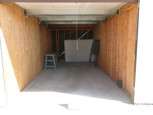 10 x 20 storage unit in Fresno, CA
