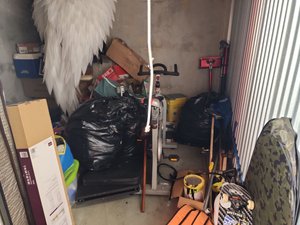 10 x 10 storage unit in Dallas, TX