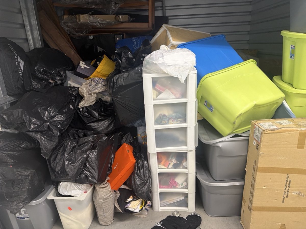 10 x 10 storage unit in Atlanta, GA
