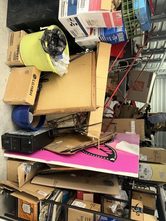 10 x 20 storage unit in Atlanta, GA