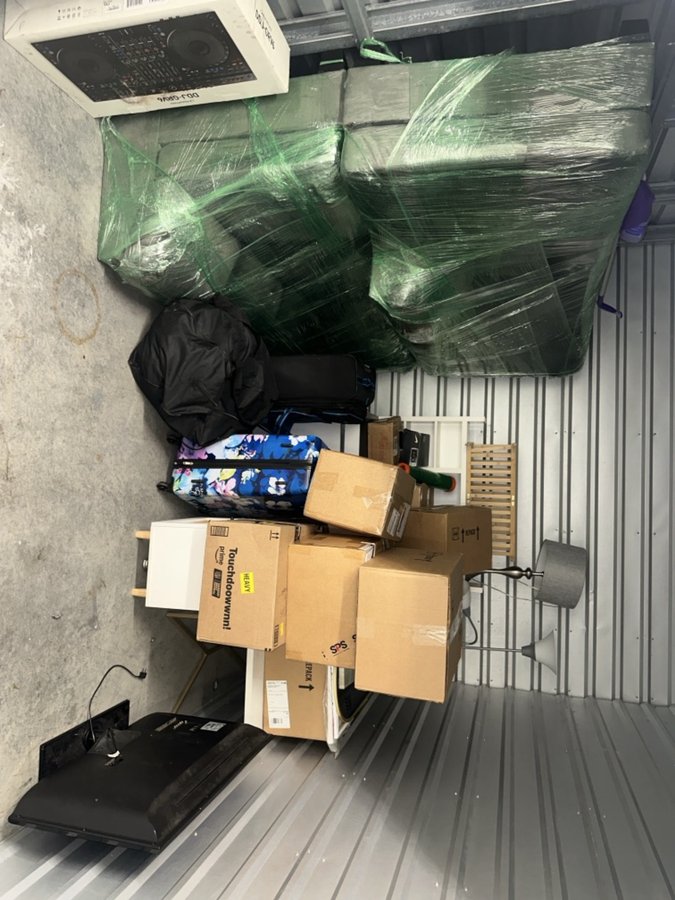 10 x 10 storage unit in Atlanta, GA