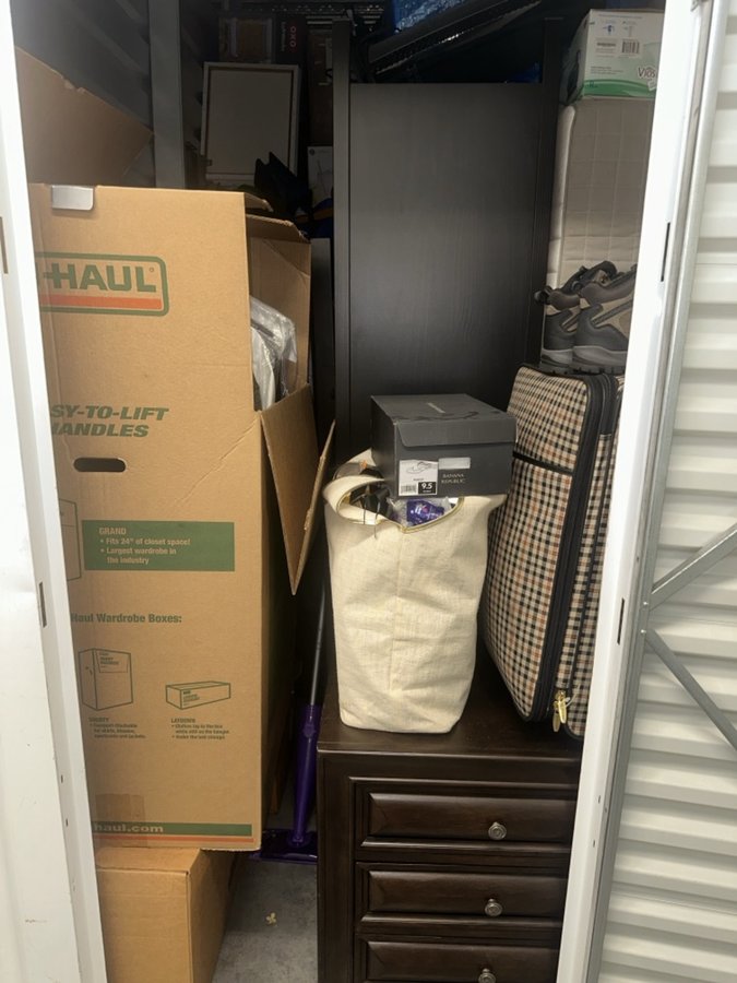 5 x 10 storage unit in Atlanta, GA