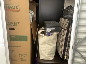 5 x 10 storage unit in Atlanta, GA