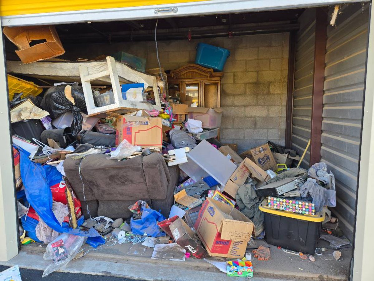 15 x 10 storage unit in Phoenix, AZ