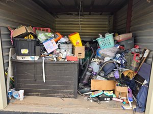 10 x 15 storage unit in Phoenix, AZ