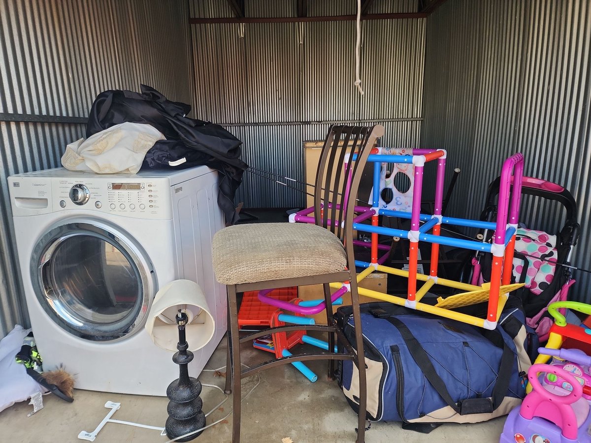 10 x 15 storage unit in Addison, TX