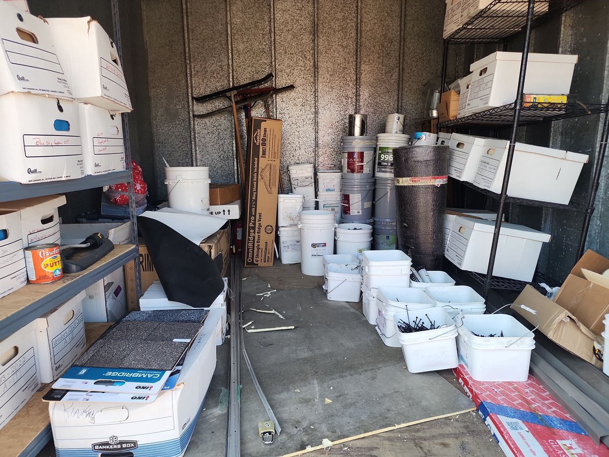 8 x 15 storage unit in Addison, TX