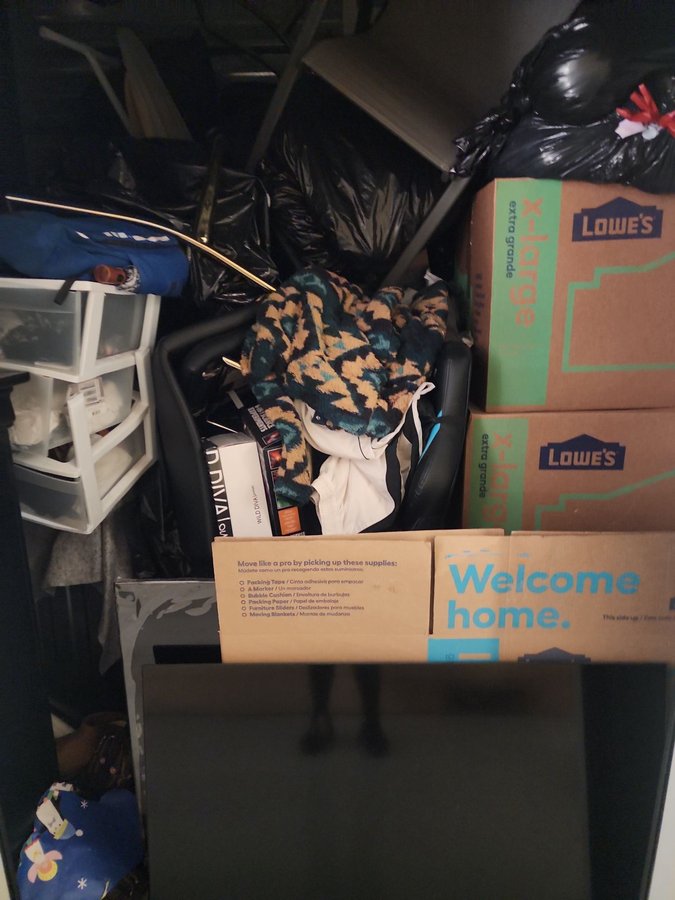 7 x 10 storage unit in Dallas, TX