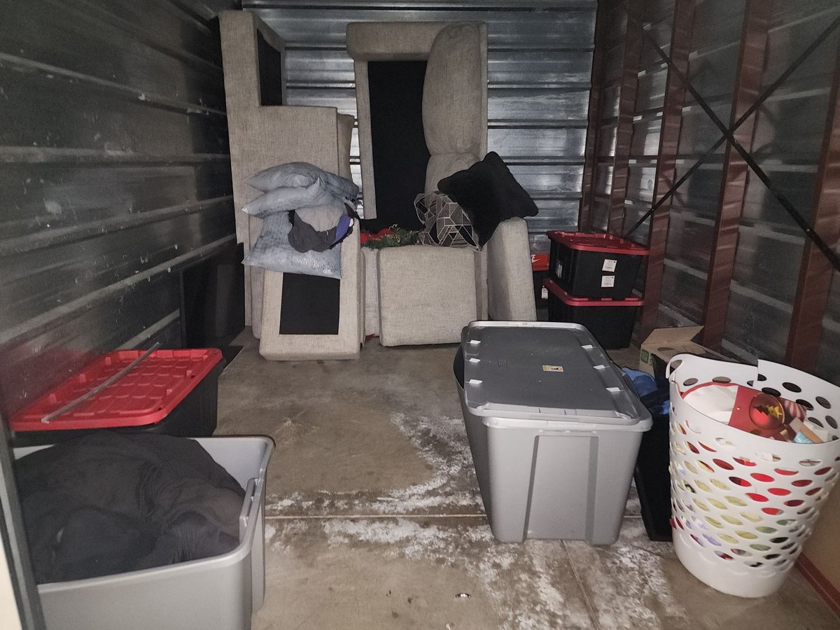 10 x 15 storage unit in Dallas, TX