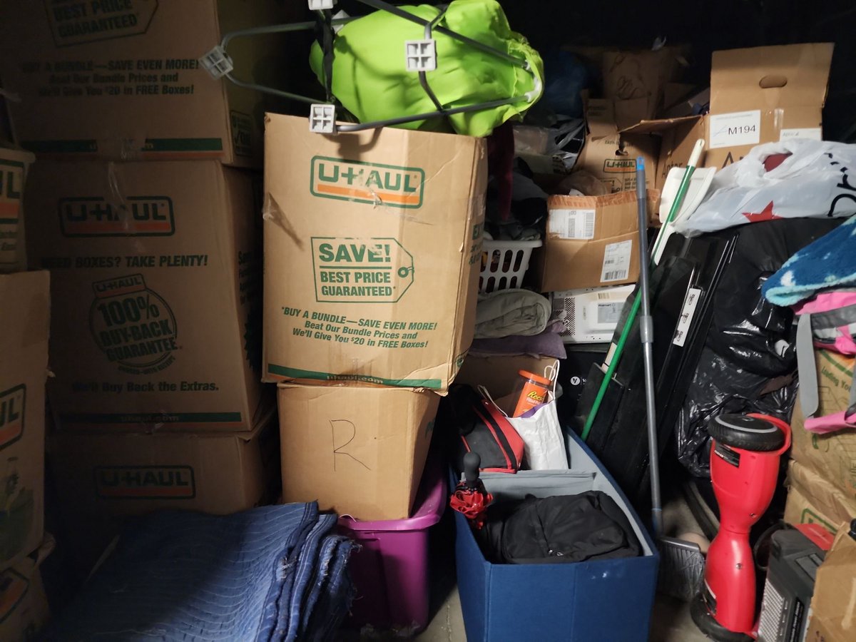 10 x 10 storage unit in Dallas, TX