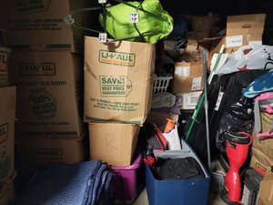 10 x 10 storage unit in Dallas, TX
