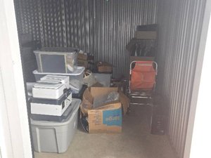 10 x 10 storage unit in Arlington, VA