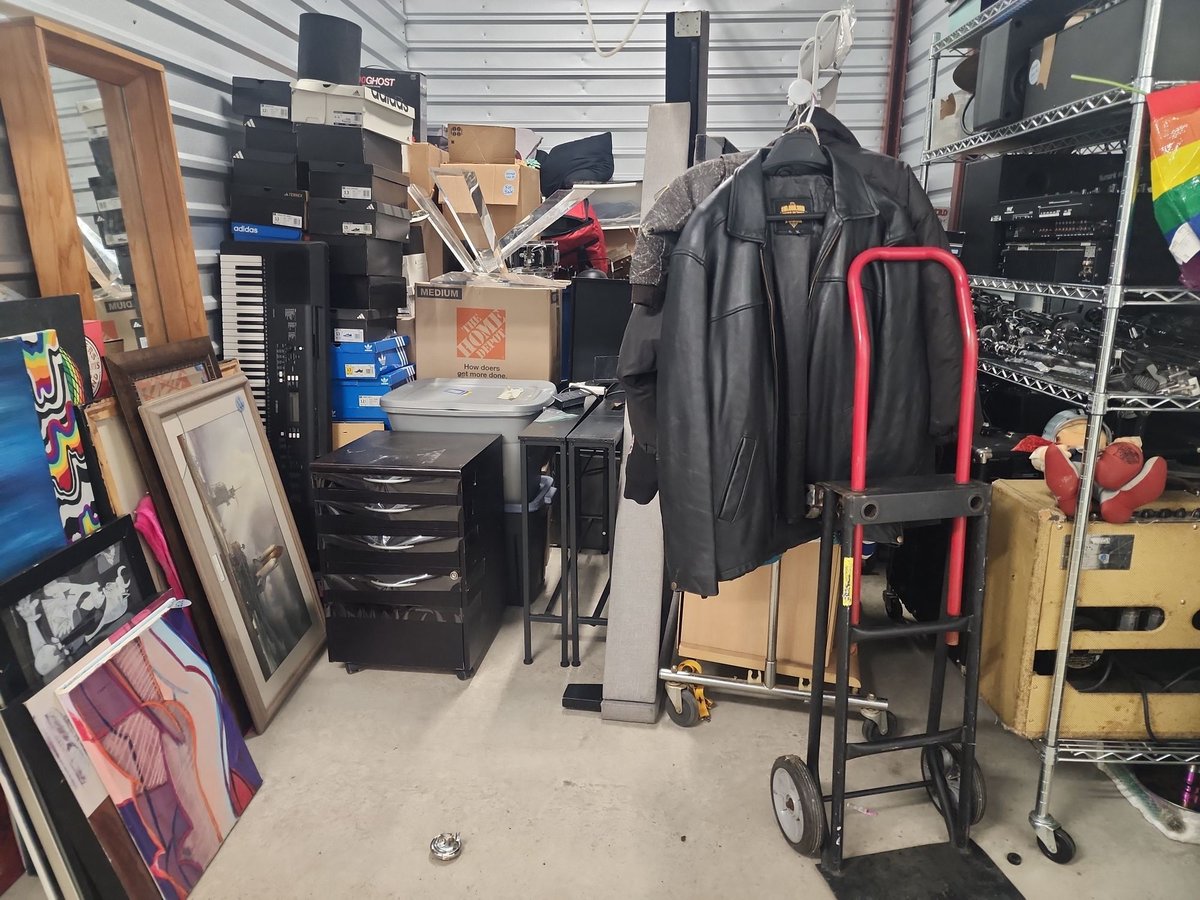 10 x 15 storage unit in Richardson, TX