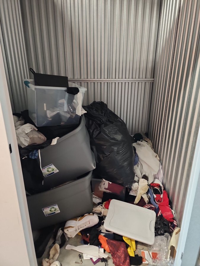 5 x 5 storage unit in Dallas, TX