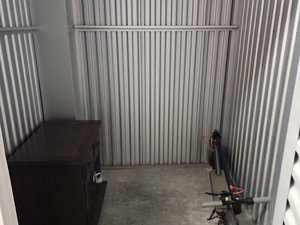 5 x 5 storage unit in Dallas, TX