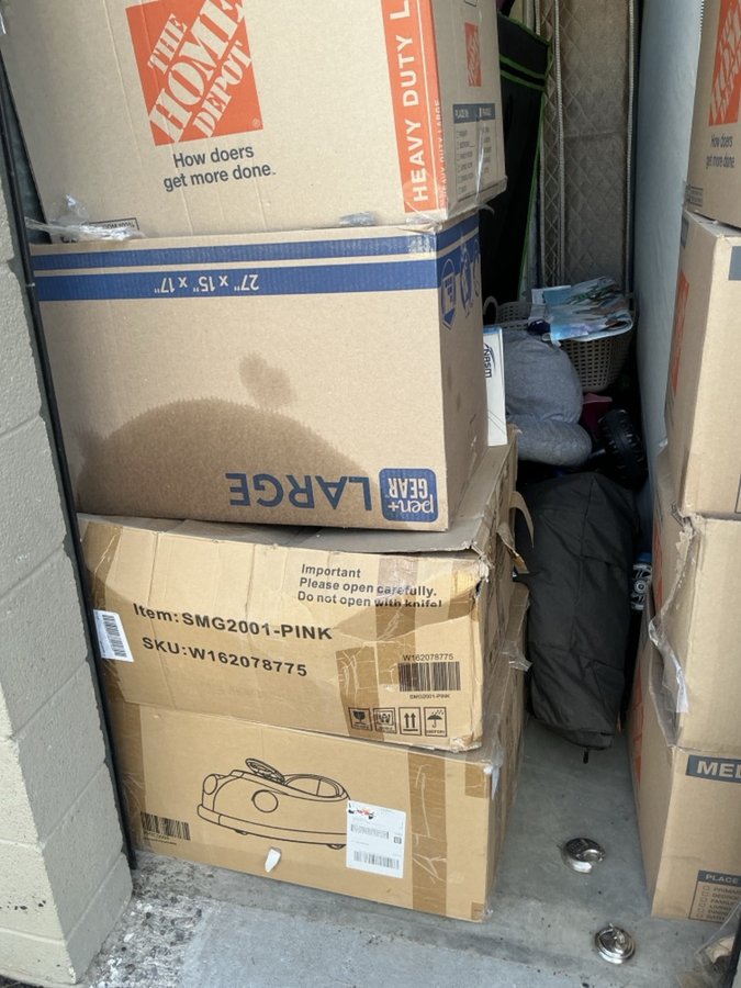 5 x 10 storage unit in Las Vegas, NV
