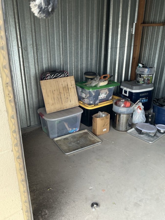 10 x 10 storage unit in Las Vegas, NV