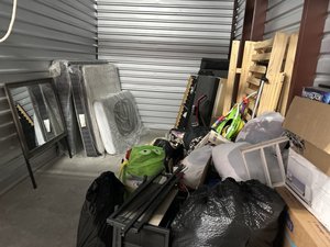 10 x 17 storage unit in Arlington, TX