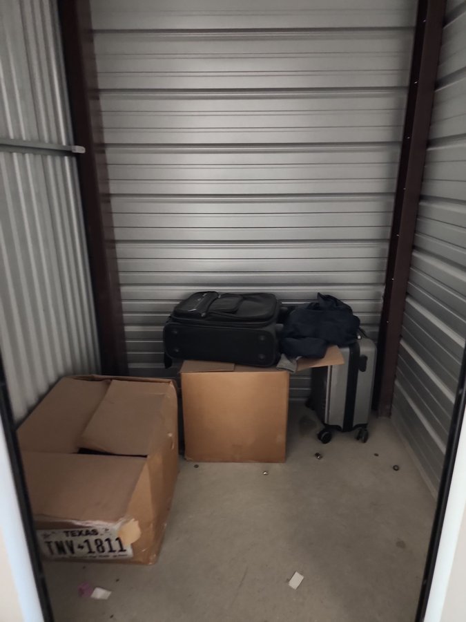 5 x 5 storage unit in Richardson, TX