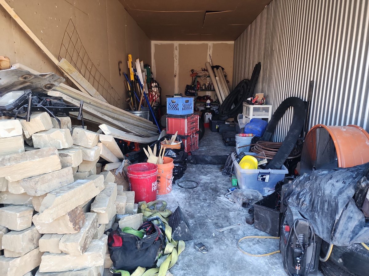 10 x 30 storage unit in Dallas, TX