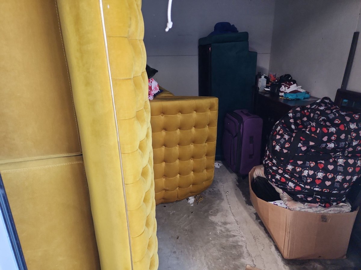 10 x 10 storage unit in Dallas                   , TX