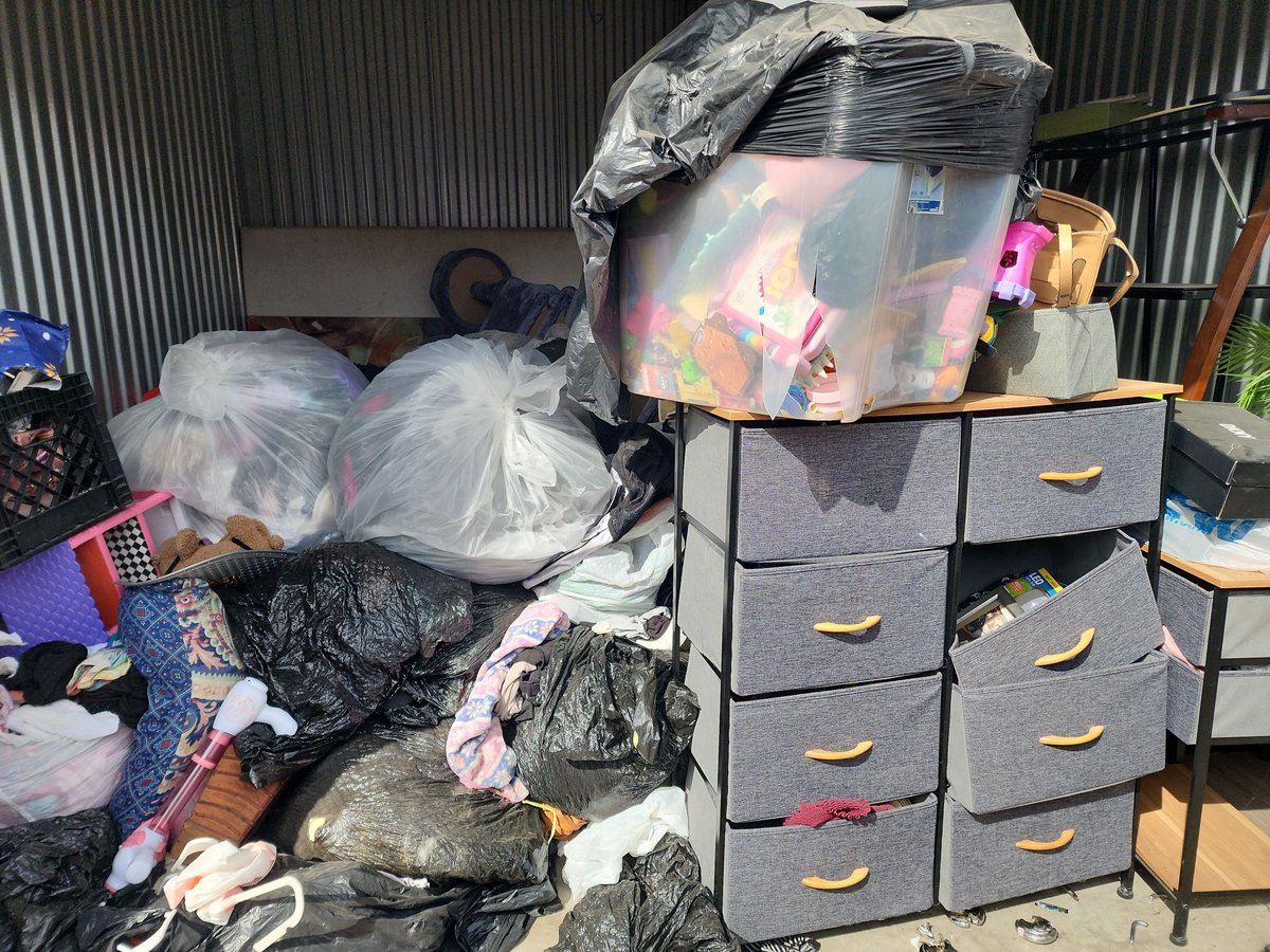10 x 10 storage unit in Dallas, TX