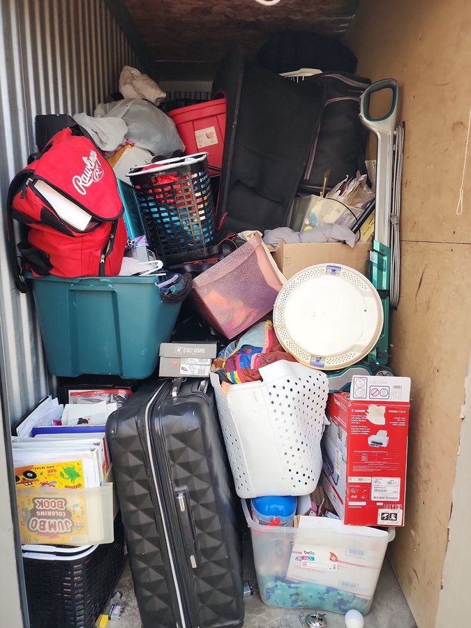 5 x 10 storage unit in Dallas, TX