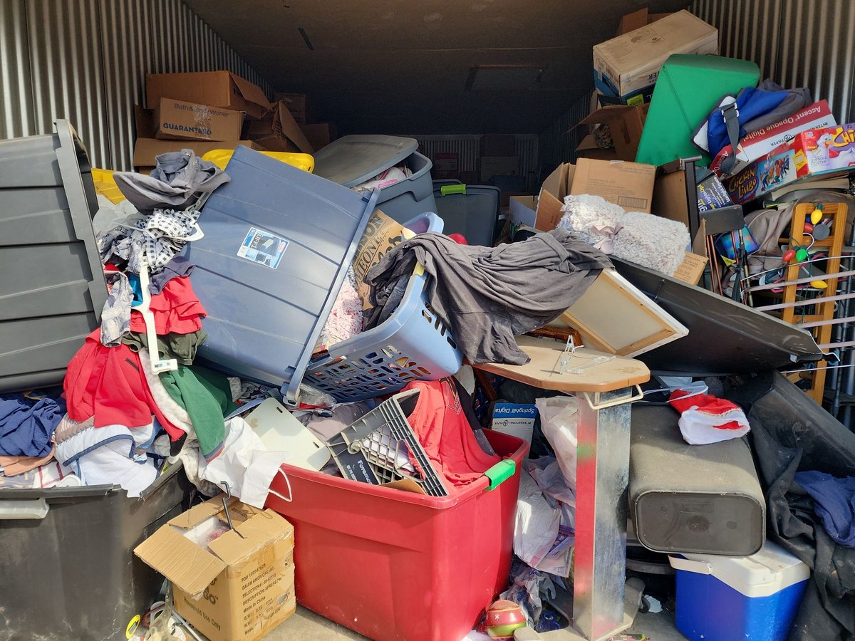 10 x 24 storage unit in Dallas, TX