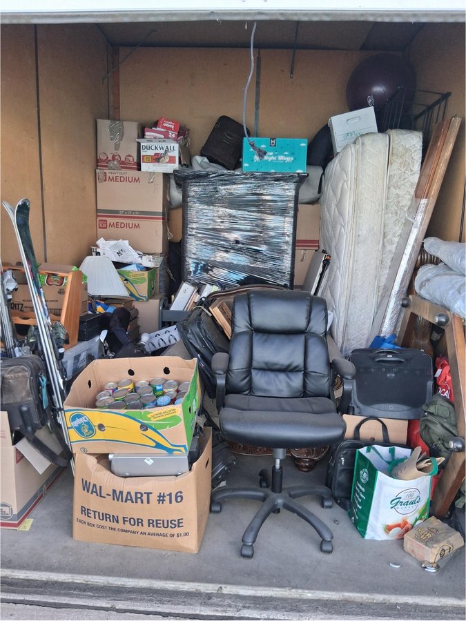 10 x 10 storage unit in Federal Heights, CO
