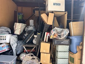 10 x 10 storage unit in Kennedale, TX