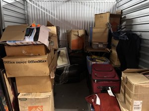 10 x 10 storage unit in Mansfield, TX