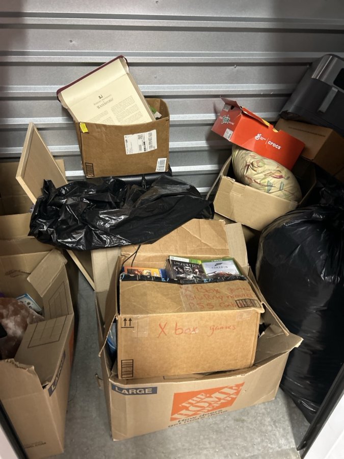 10 x 5 storage unit in Mansfield, TX