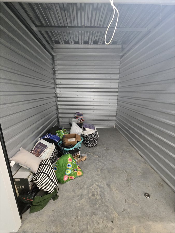 7 x 10 storage unit in Murfreesboro, TN