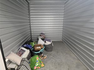 7 x 10 storage unit in Murfreesboro, TN