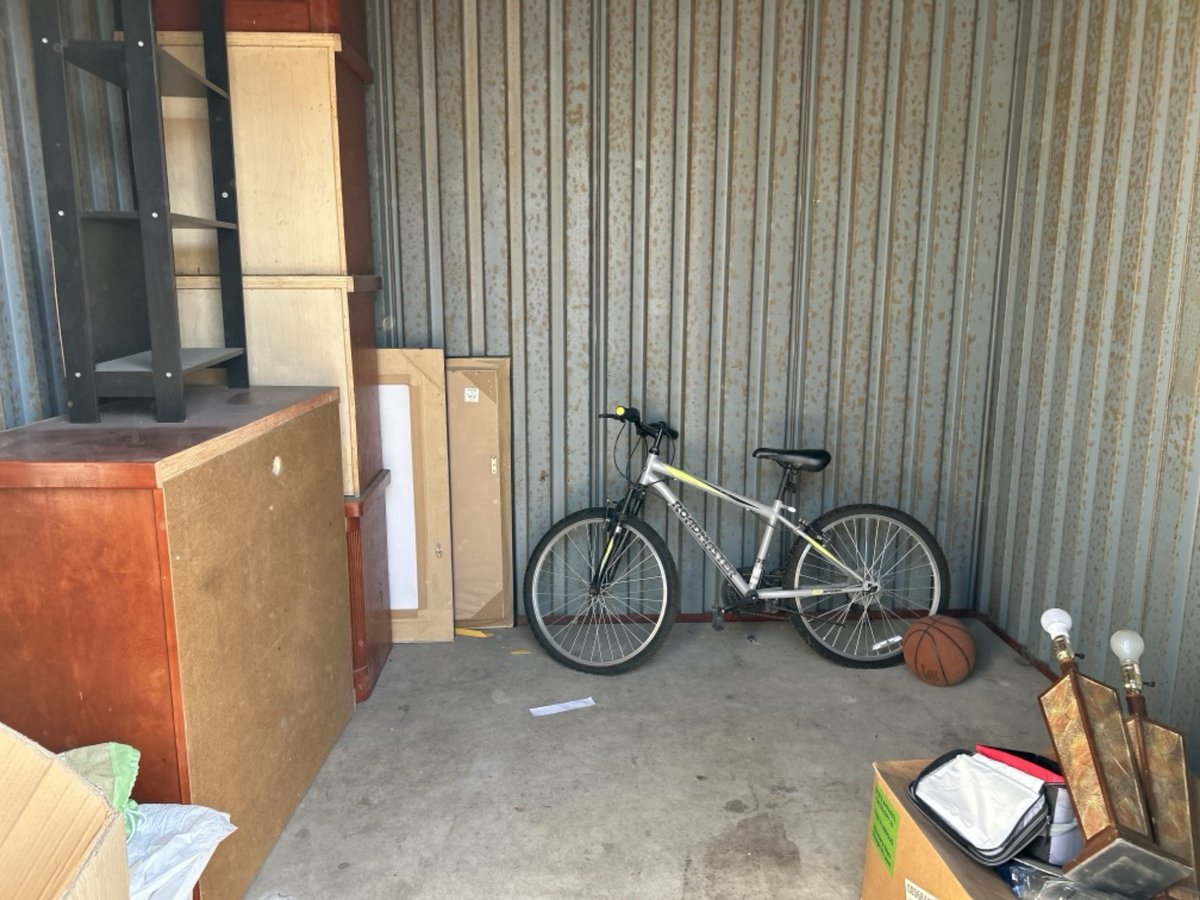 10 x 10 storage unit in Richland Hills, TX