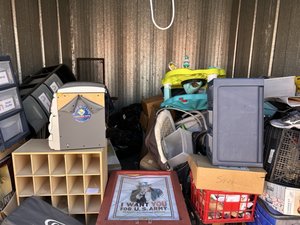 10 x 12 storage unit in Hurst, TX