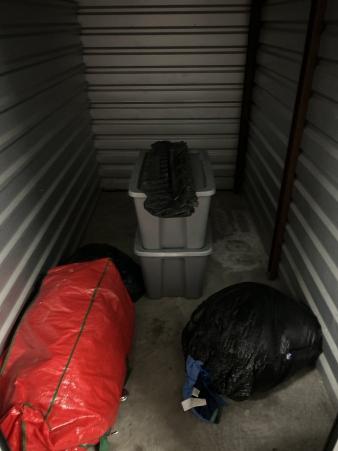 5 x 10 storage unit in Watauga, TX