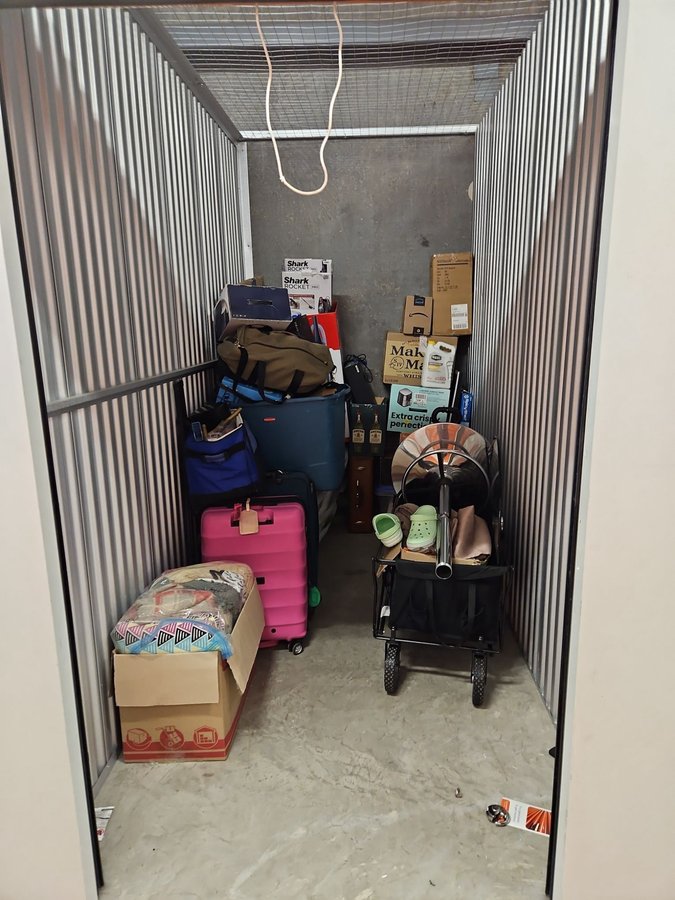 5 x 10 storage unit in No Richland Hills, TX